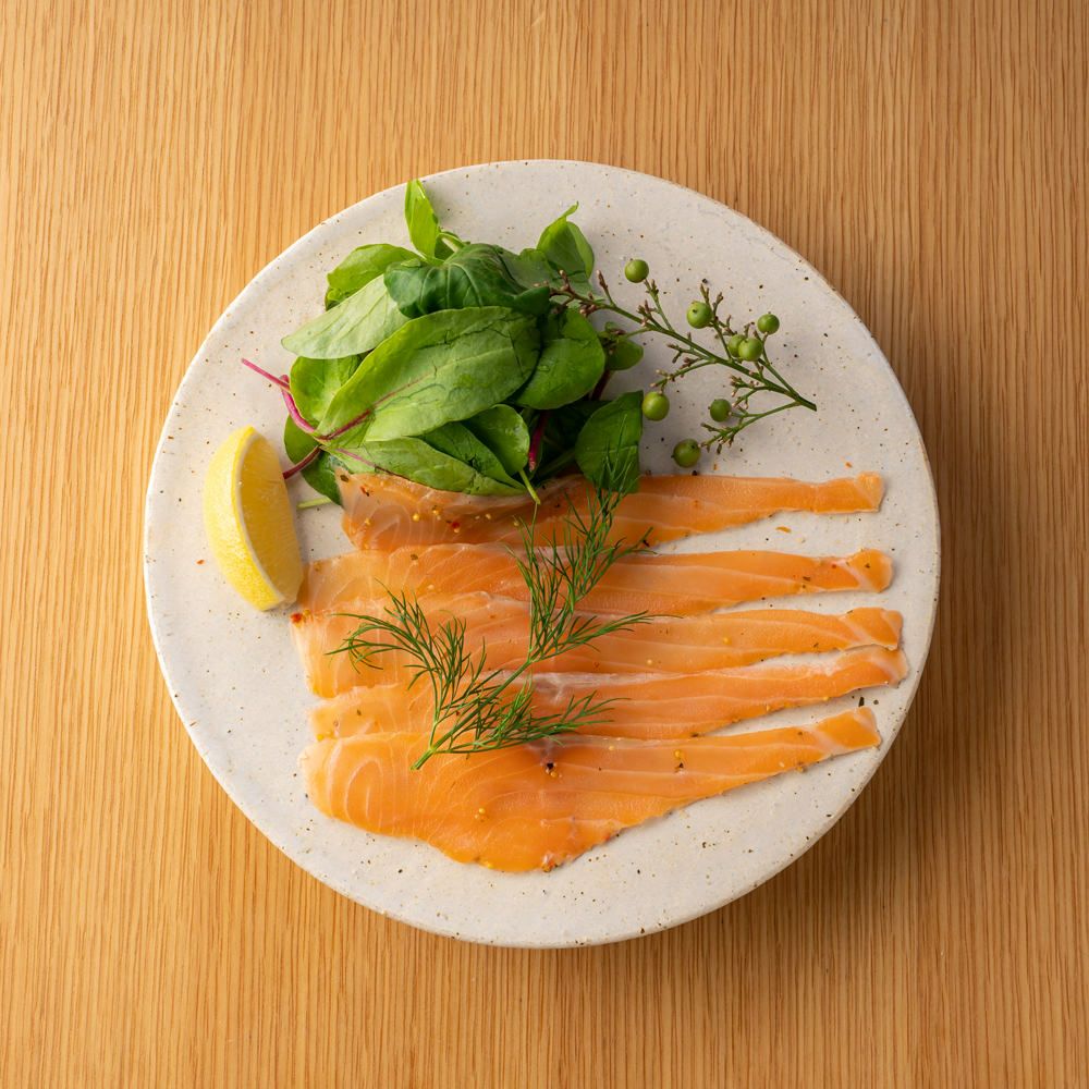 スモークサーモンパストラミ（80g）