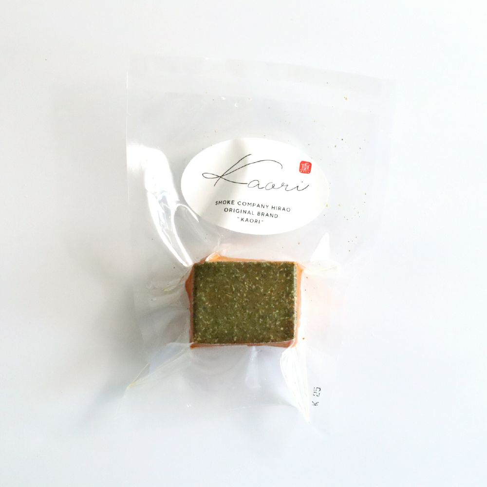 スモークチーズ-燻製2段仕込み-（山椒味）