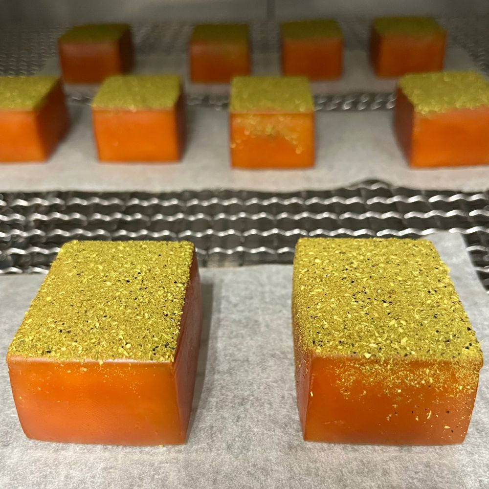 スモークチーズ-燻製2段仕込み-（山椒味）