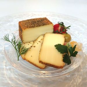 スモークチーズ-燻製2段仕込み-（山椒味）